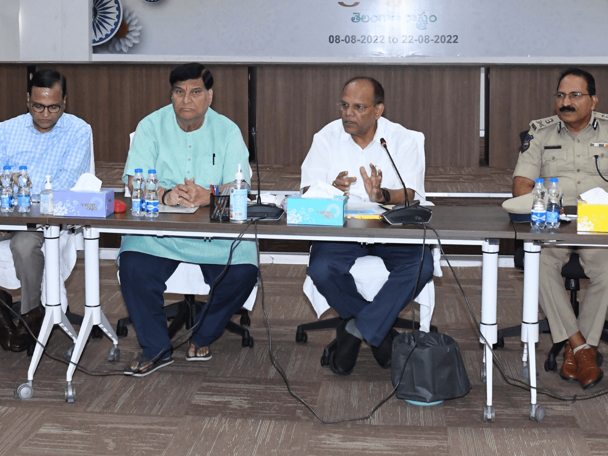 CS Kumar holds meet regarding Bathukamma festival preparation