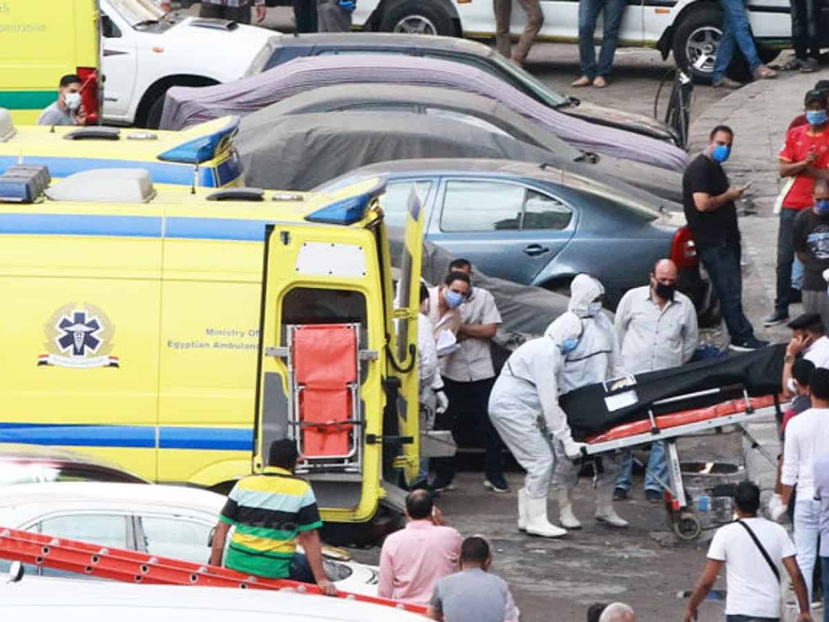 Egypt: Double-decker bus overturns; killing 5, 50 injured