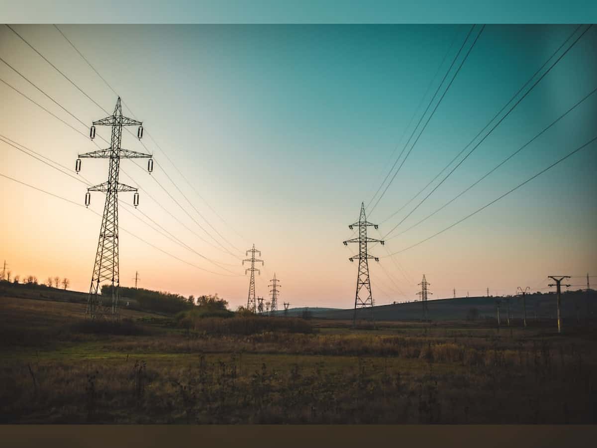 Sri Lanka plans to end power cuts next year