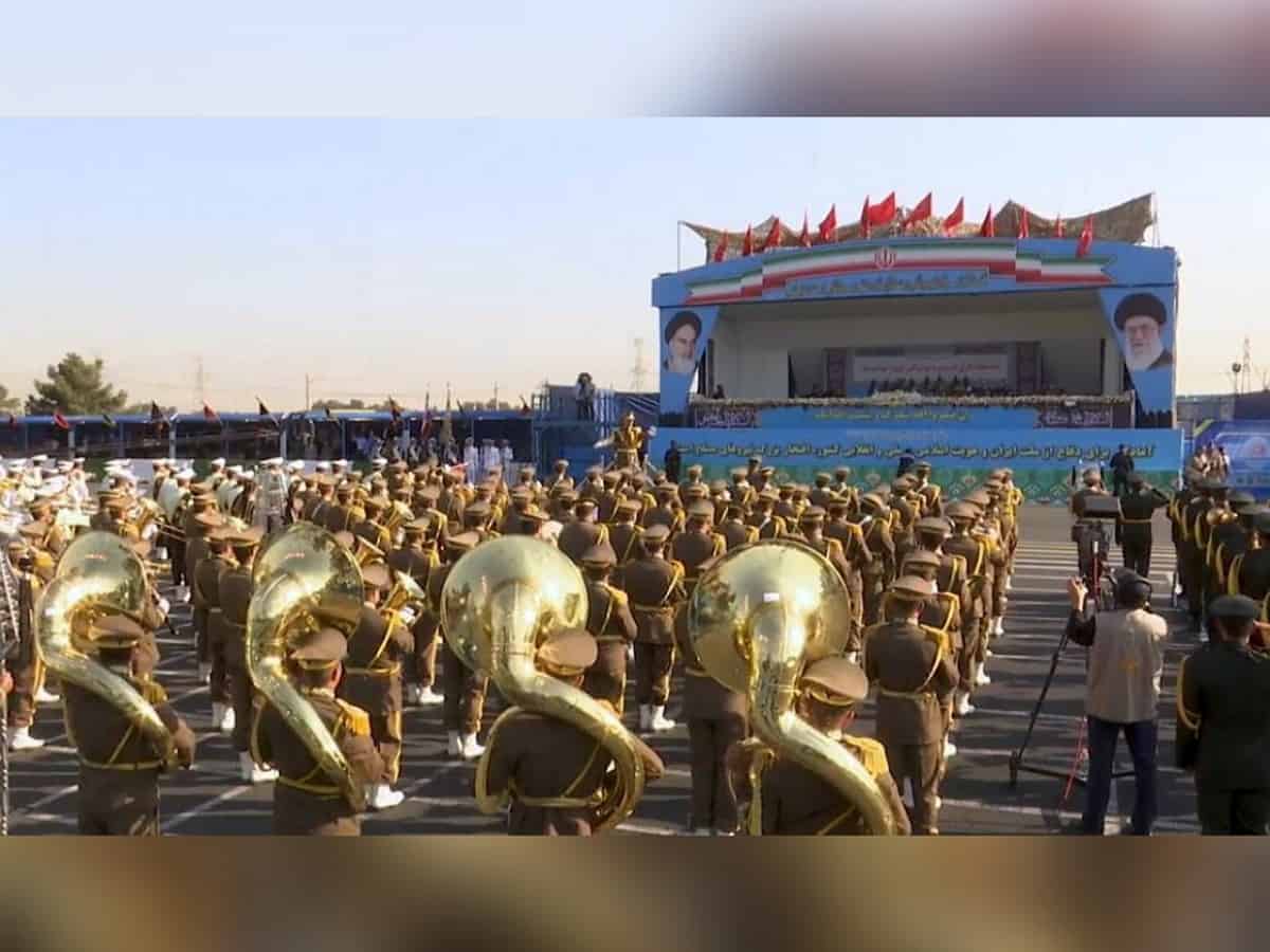 Iran holds military parade to mark 42nd anniversary of Iran-Iraq war