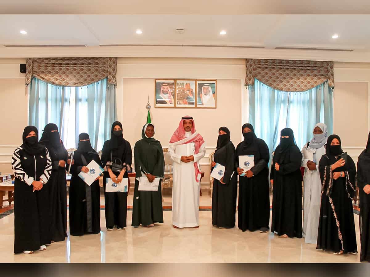 In a first, 11 Saudi Arabian women gets marine driving license