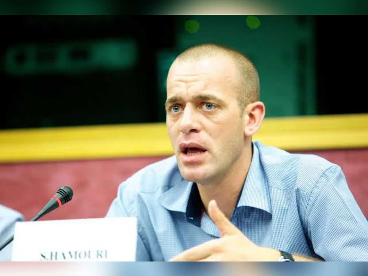 French-Palestinian lawyer Salah Hamouri begins hunger strike in Israeli prison