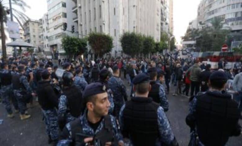 Lebanon to adopt strict security measures after bank raids