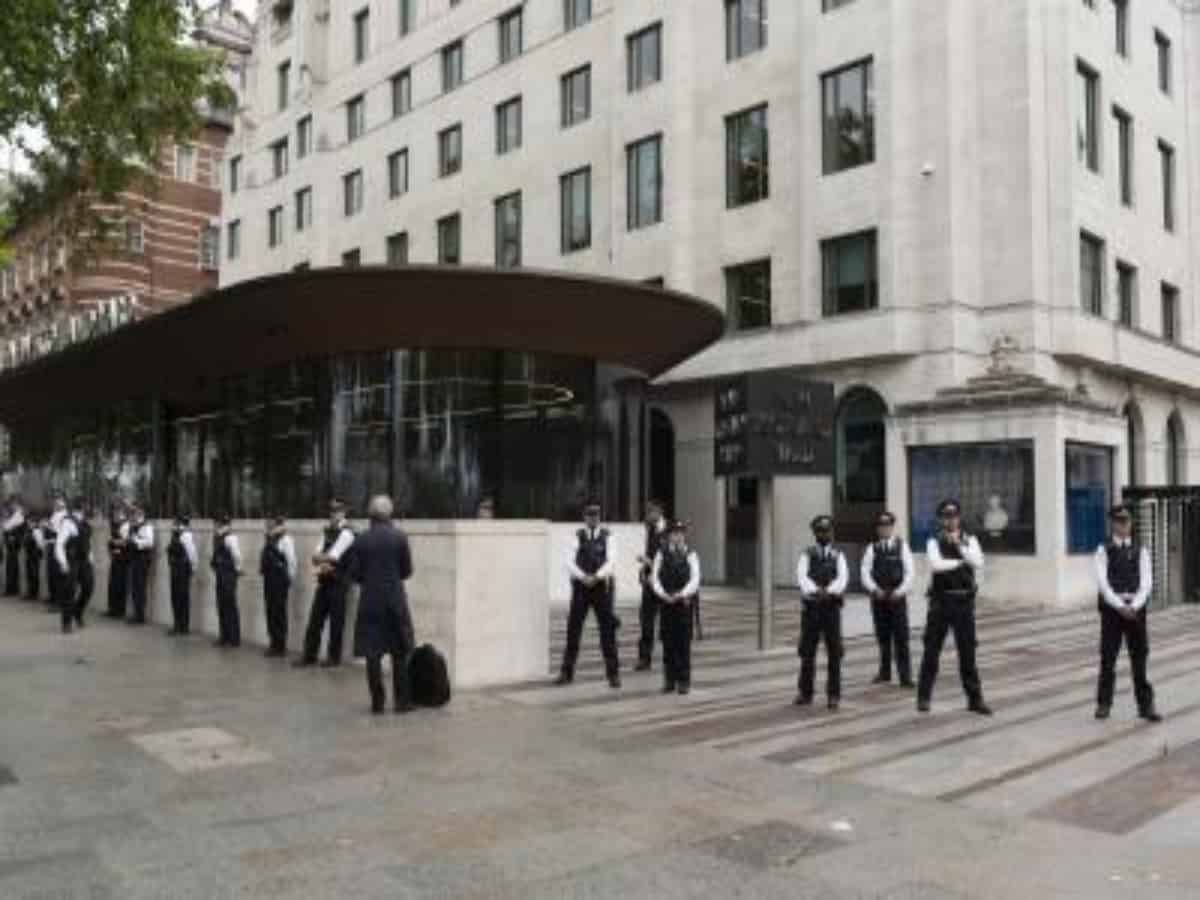 UK Police arrest 12 more in connection with Leicester violence