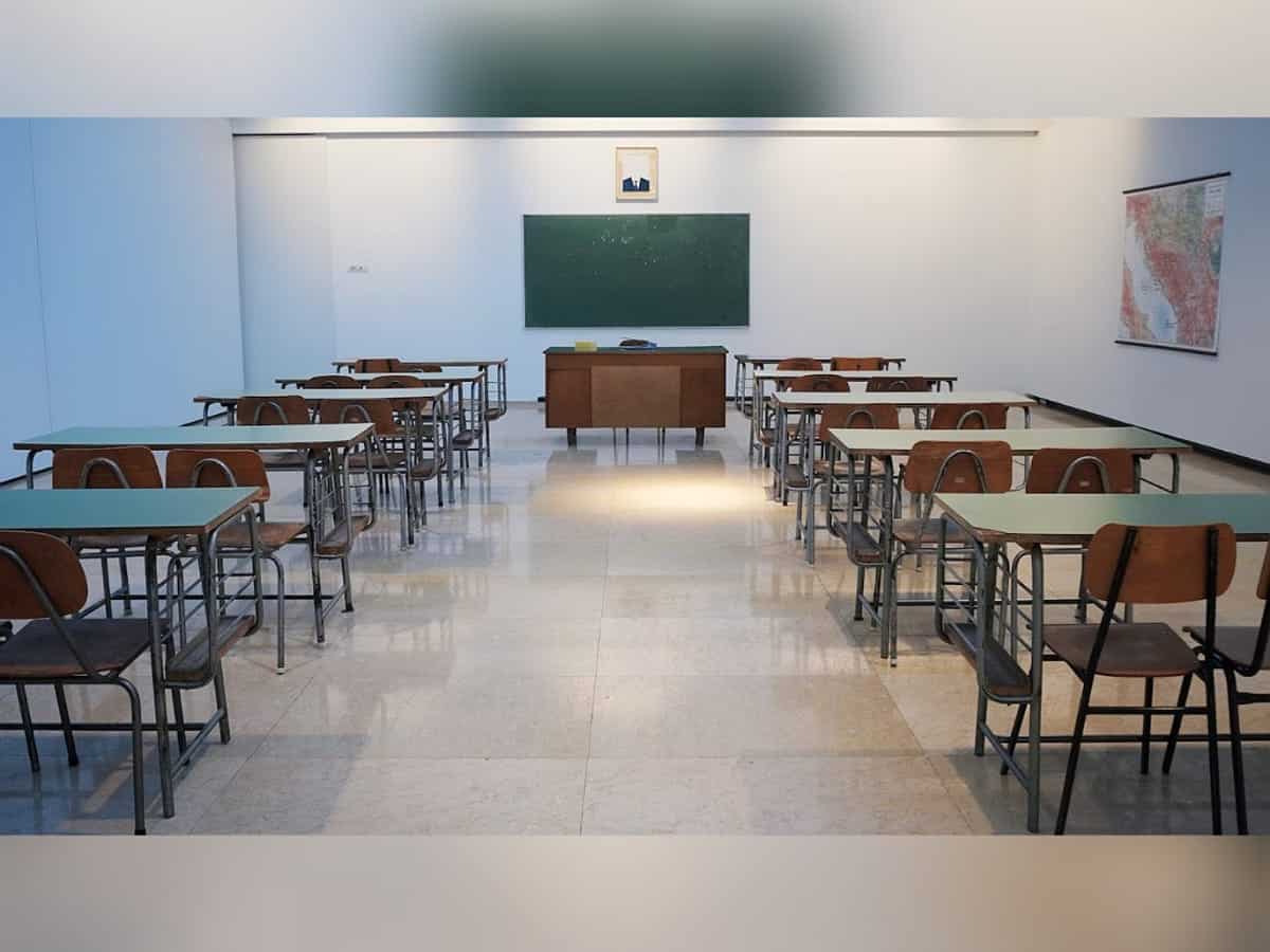 Palestinian schools in Jerusalem protest over Israel-imposed books