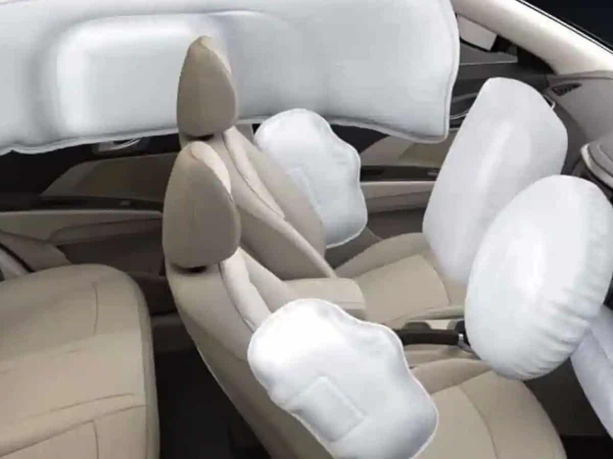 'Make 6 airbags mandatory only when 85% people start wearing rear seat belts'