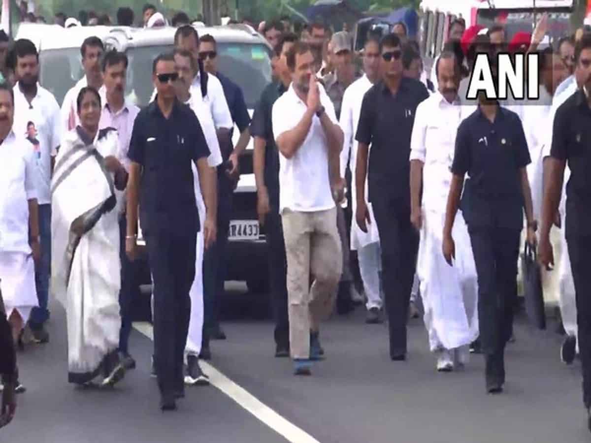 Bharat Jodo Yatra: Rahul Gandhi resumes journey from Punnapra Aravukad