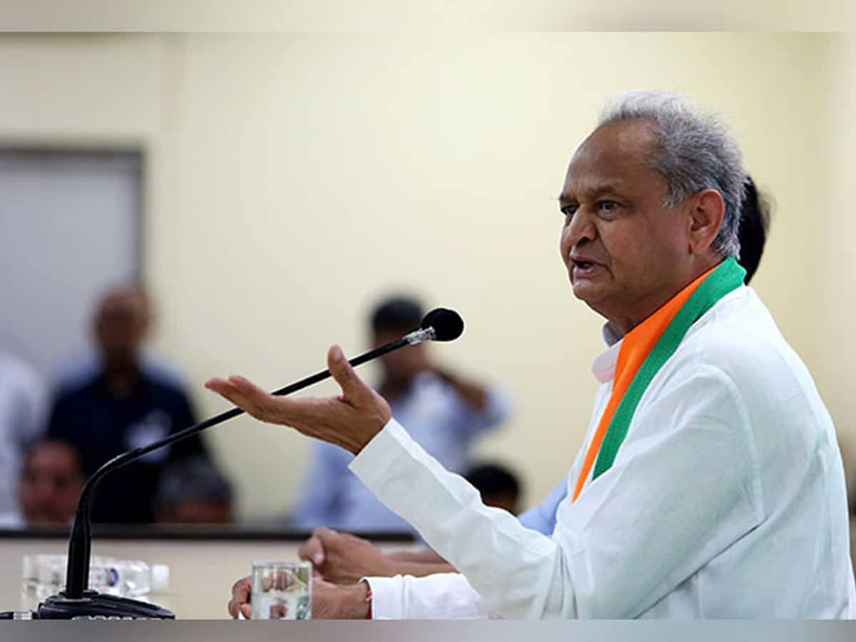 Congress issues notice to three Ashok Gehlot loyalists for 'indiscipline'