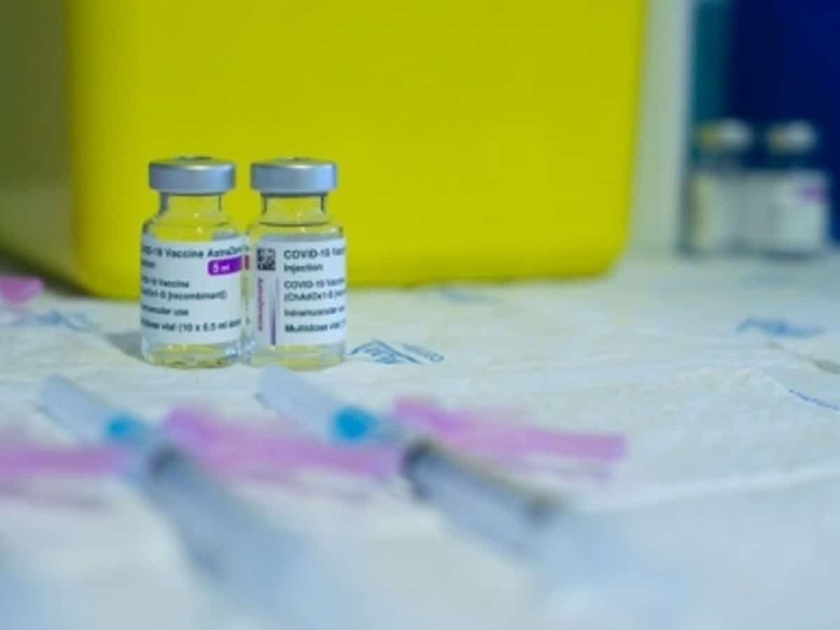 Spain to start administering 4th dose of COVID vaccine