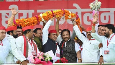 Akhilesh Yadav asks people to dislodge BJP from power