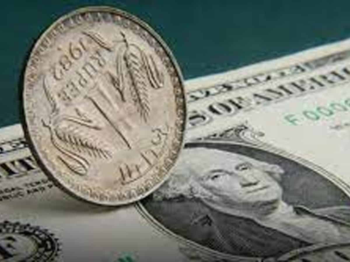 Rupee falls 14 paise to 79.70 against US dollar in early trade