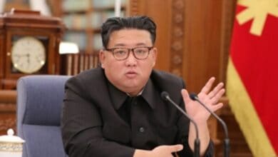 Kim Jong-un vows not to give up nukes