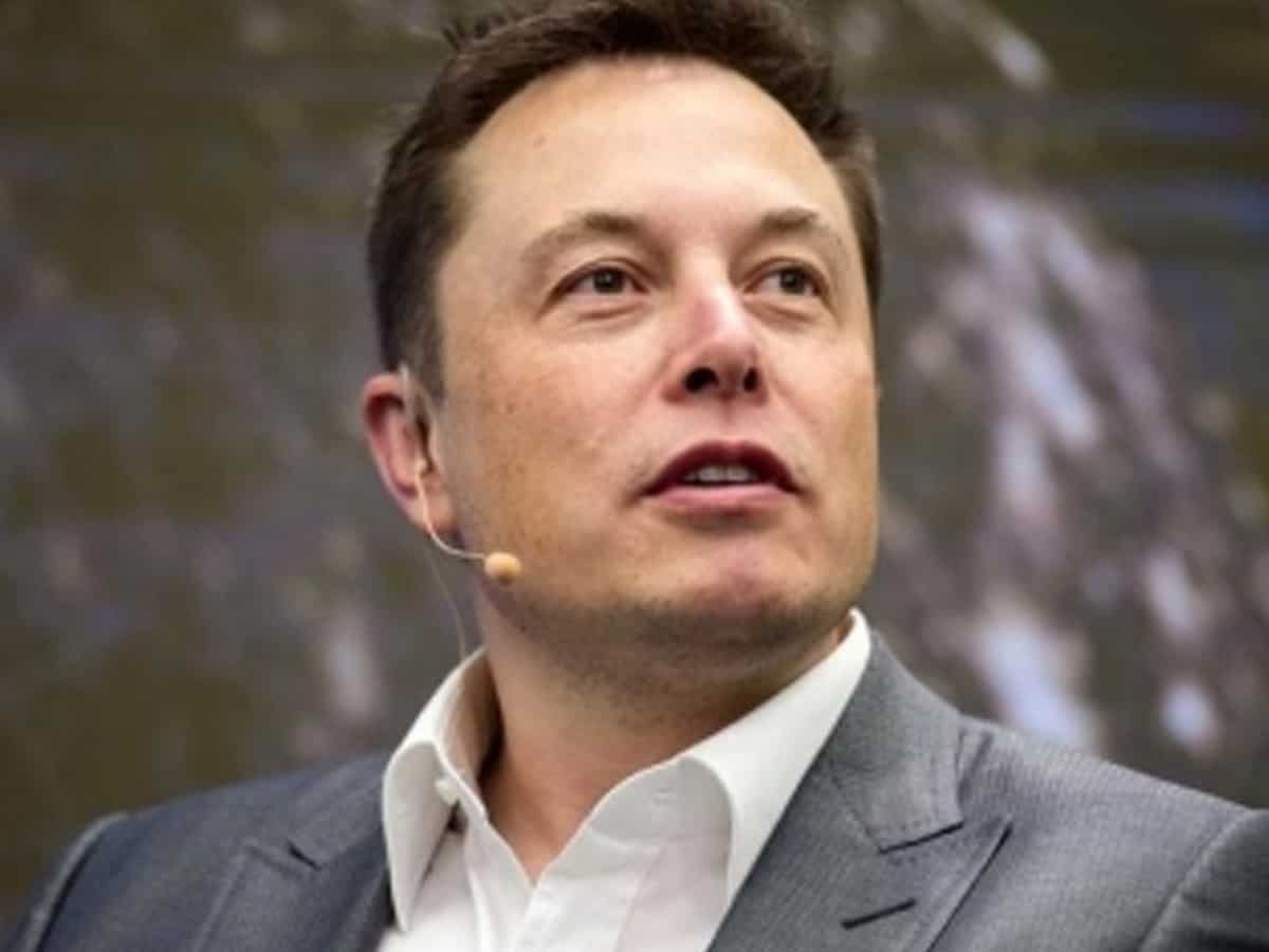 Hacked verified Twitter accounts hit Elon Musk with crypto spams