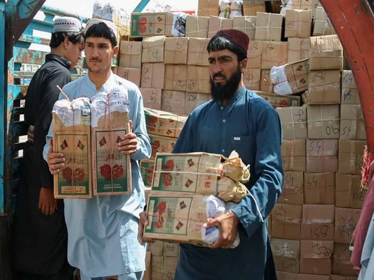 Afghan fresh, dry fruits return from Torkham border after Pakistan hikes duty