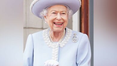 Queen Elizabeth II wrote a letter to Australia that is locked in vault and can't be opened for 63 years?