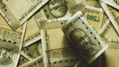 No let-up in Rupee depreciation; touches another lifetime low