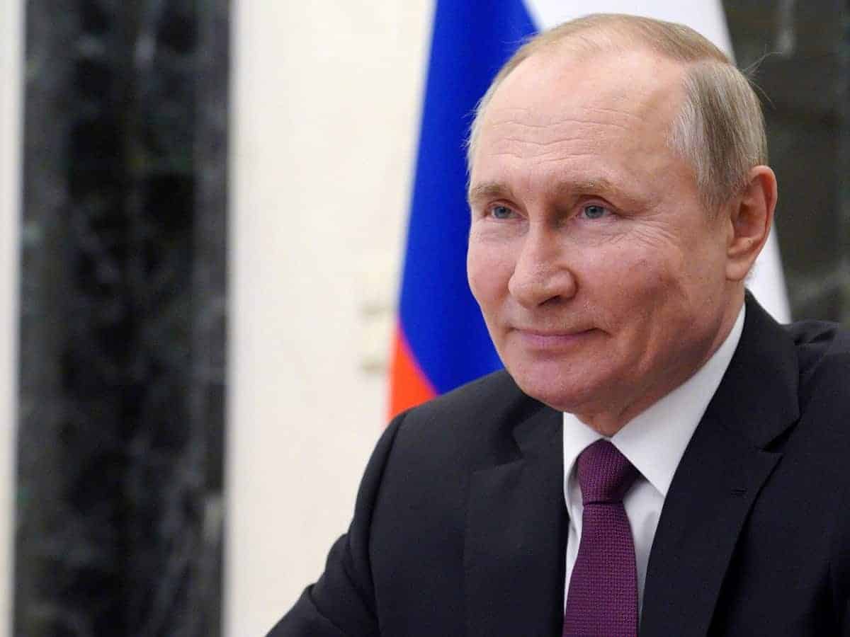 Putin scraps annual year-end news conference