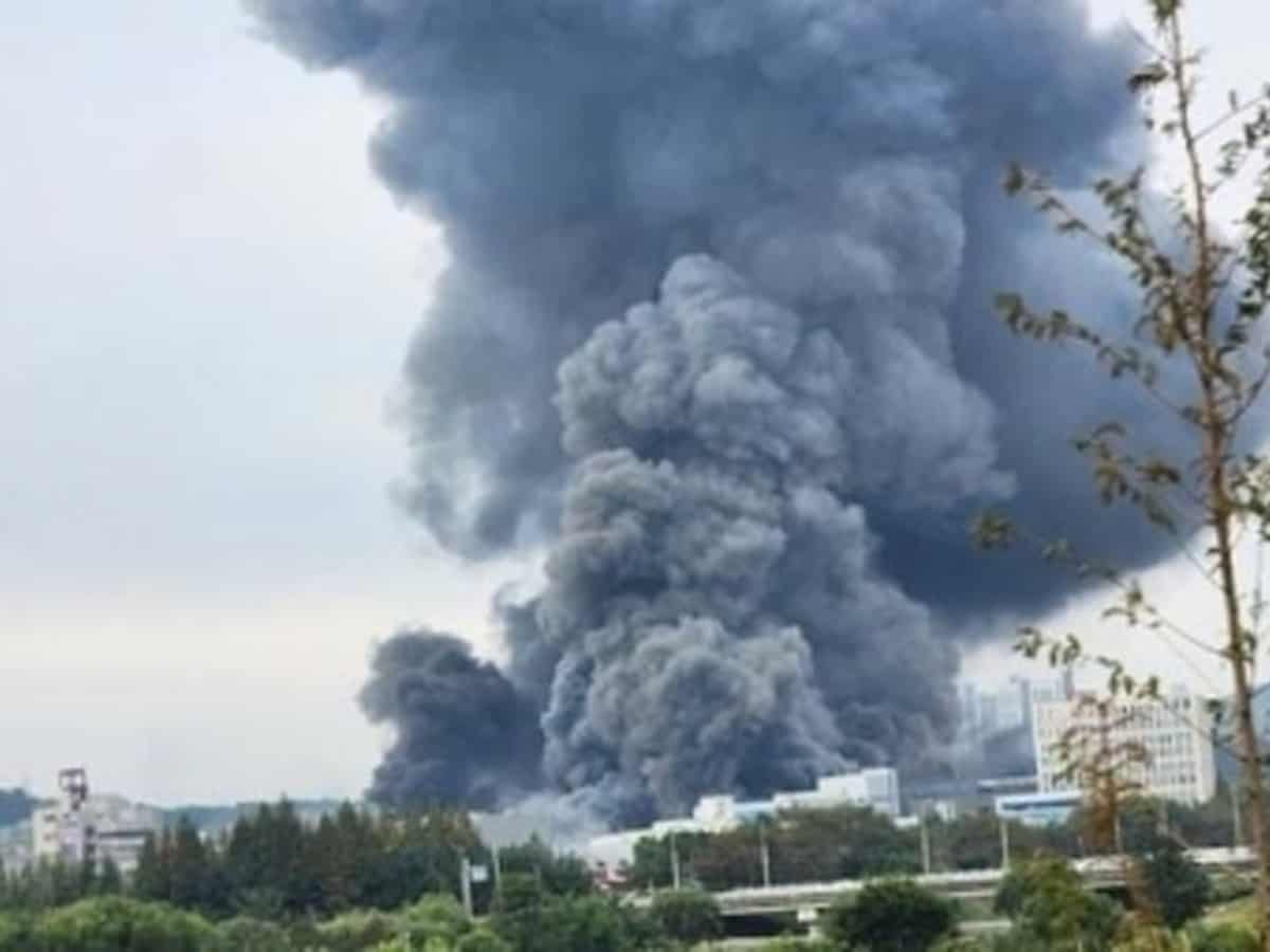 2 killed in South Korea outlet mall fire