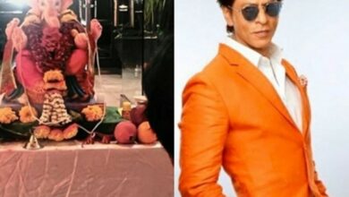 SRK brings Lord Ganpati home with AbRam, feasts on modaks