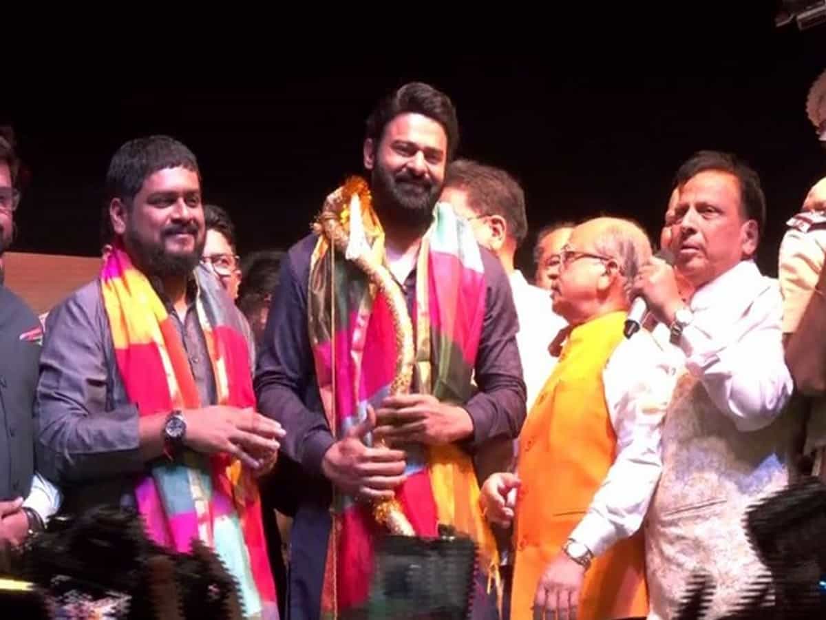 'Adipurush' star Prabhas attends Dussehra celebrations at Red Fort, performs Ravan Dahan