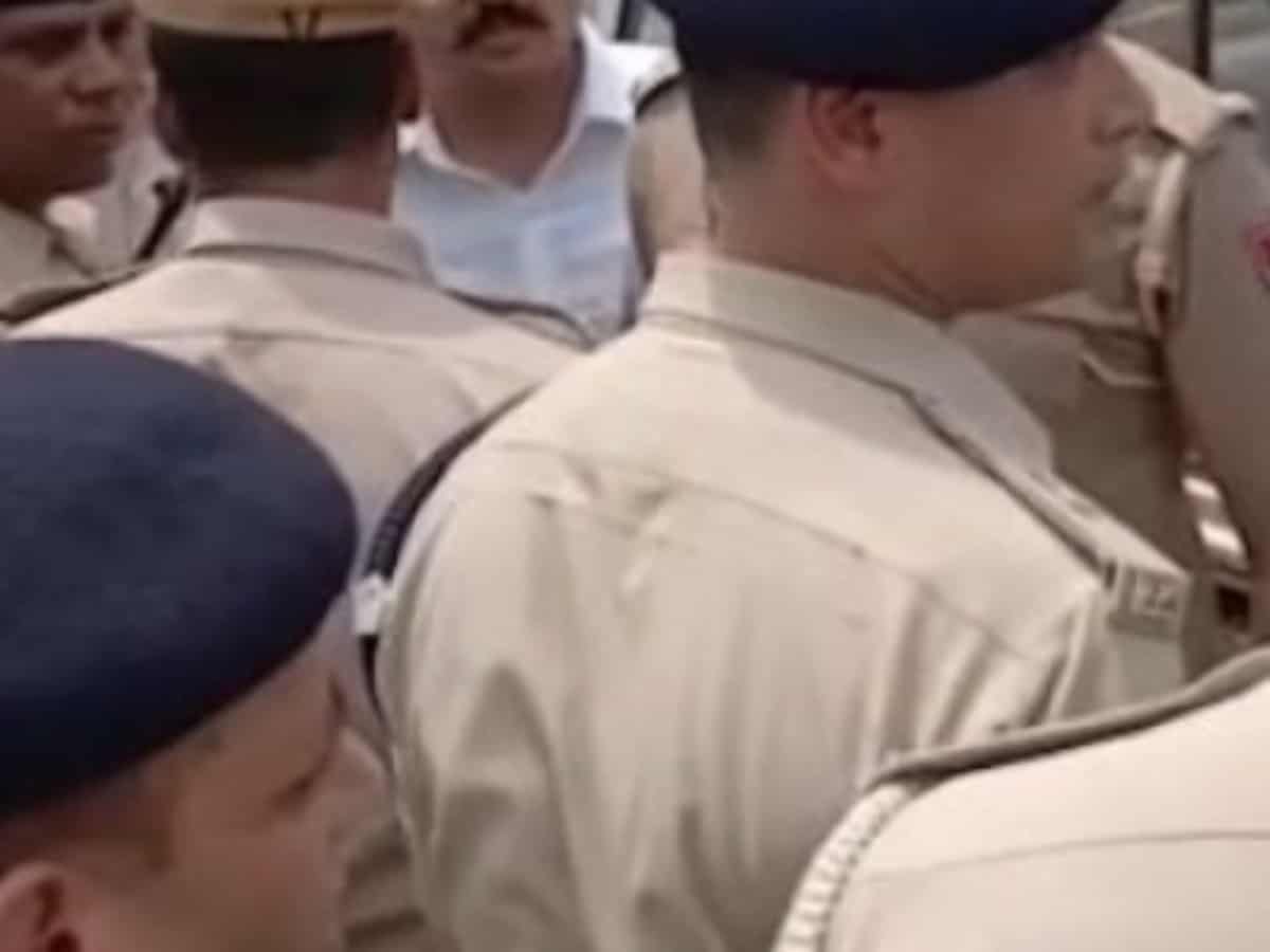 Denied leave, UP cop carries his son's body to SSP office