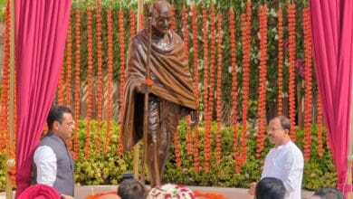 First-ever statue of Mahatma Gandhi unveiled in Oman