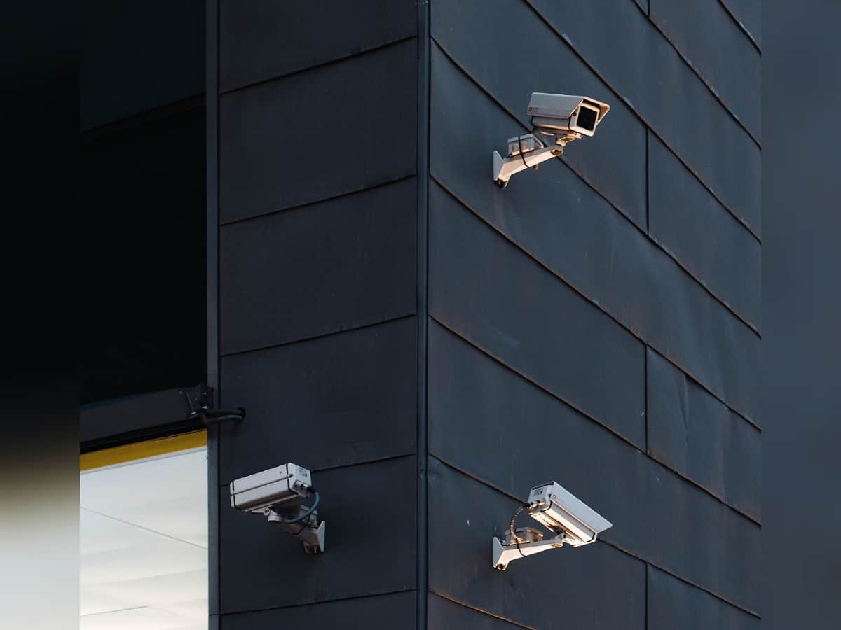 Saudi Arabia bans security surveillance camera in 9 places