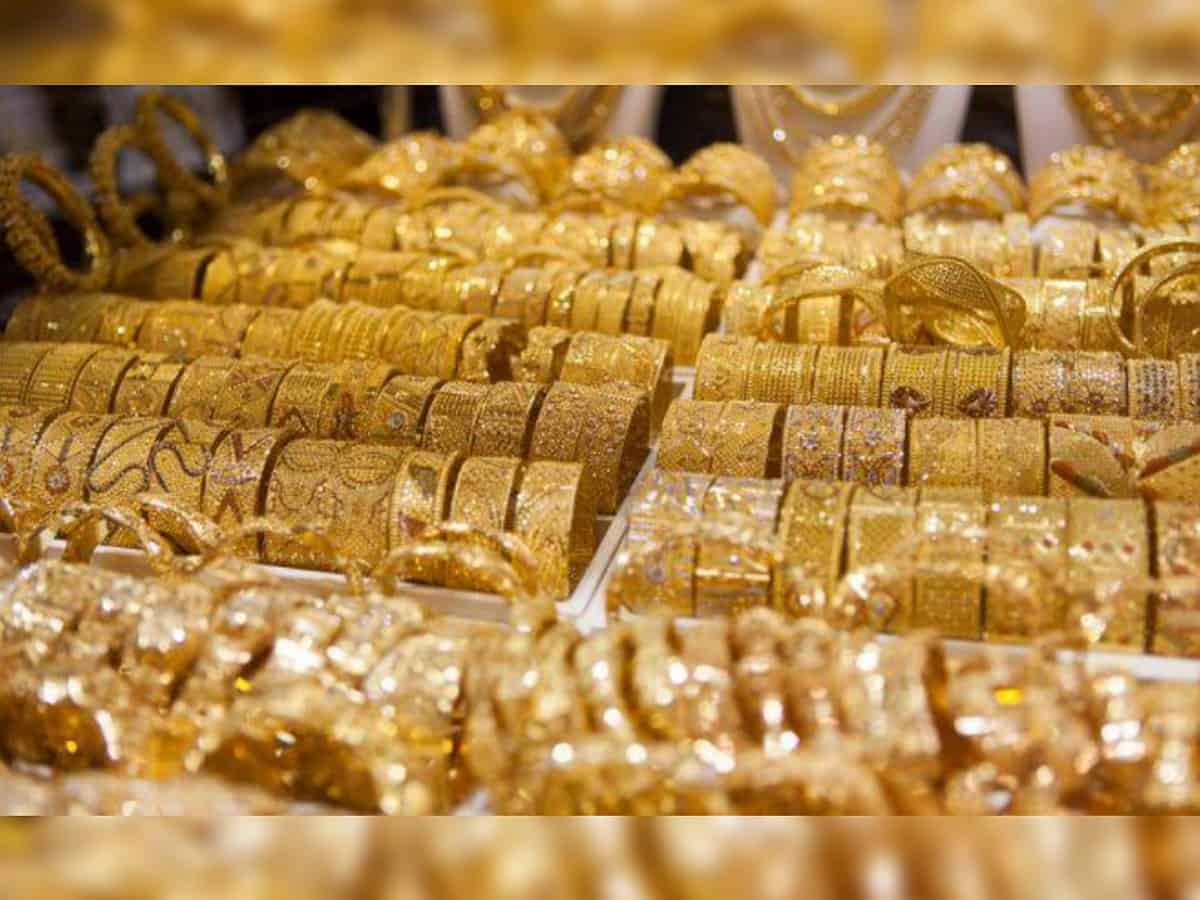 Hyderabad: 268gm Gold seized at RGI