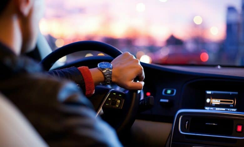 Saudi Arabia clarifies requirement for driving vehicles with non-Saudi license plates