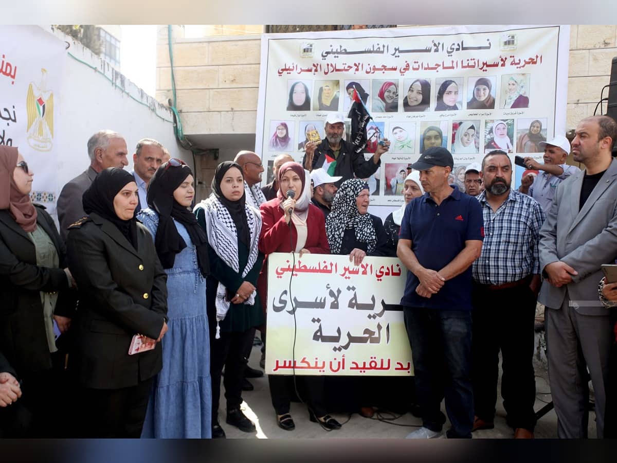Wide Palestinian solidarity with female prisoners in occupation prisons