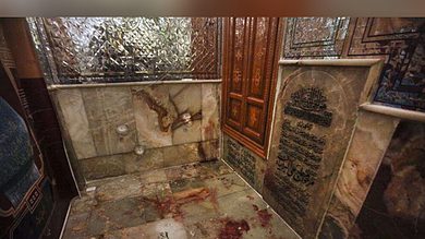 Gunman who attacked Shia shrine in Iran dies