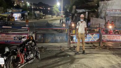 Hyderabad: 100 feet road at Jiyaguda closed due to heavy inflows in Musi