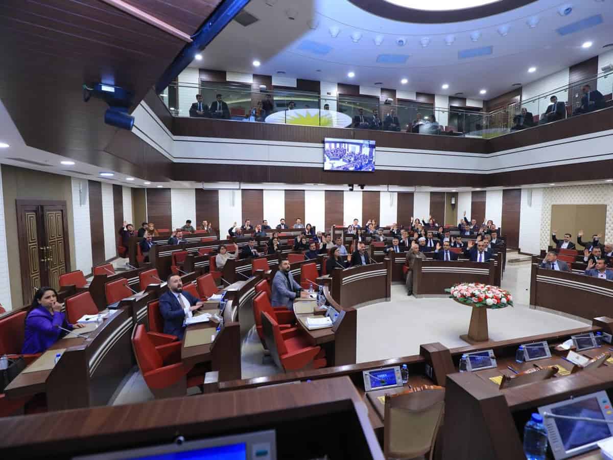 Iraq's regional Kurdistan parliament extends legislative term for 1 year