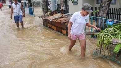 13 dead in Philippines flash floods