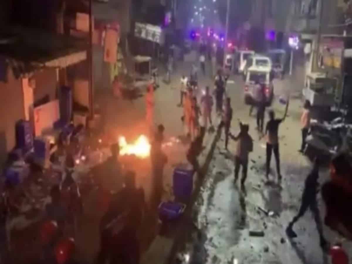 Gujarat: Communal clashes erupt in Vadodara on Diwali night