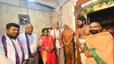 Hyderabad: Guv Tamilisai declines to join Bathukamma festivities with TRS' Kavitha