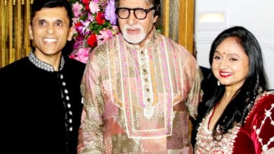 Big B joins producer Anand Pandit's Diwali bash right after 'KBC' shoot