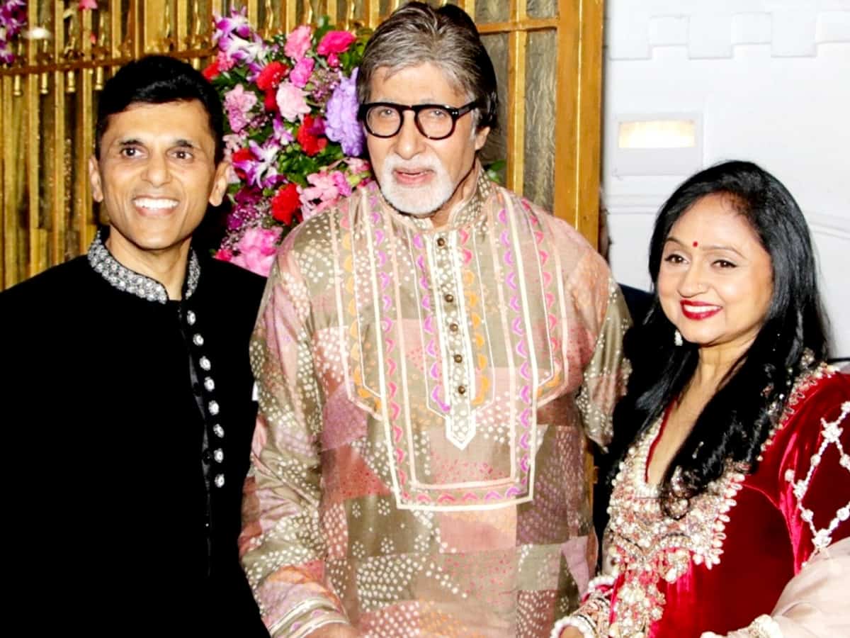 Big B joins producer Anand Pandit's Diwali bash right after 'KBC' shoot
