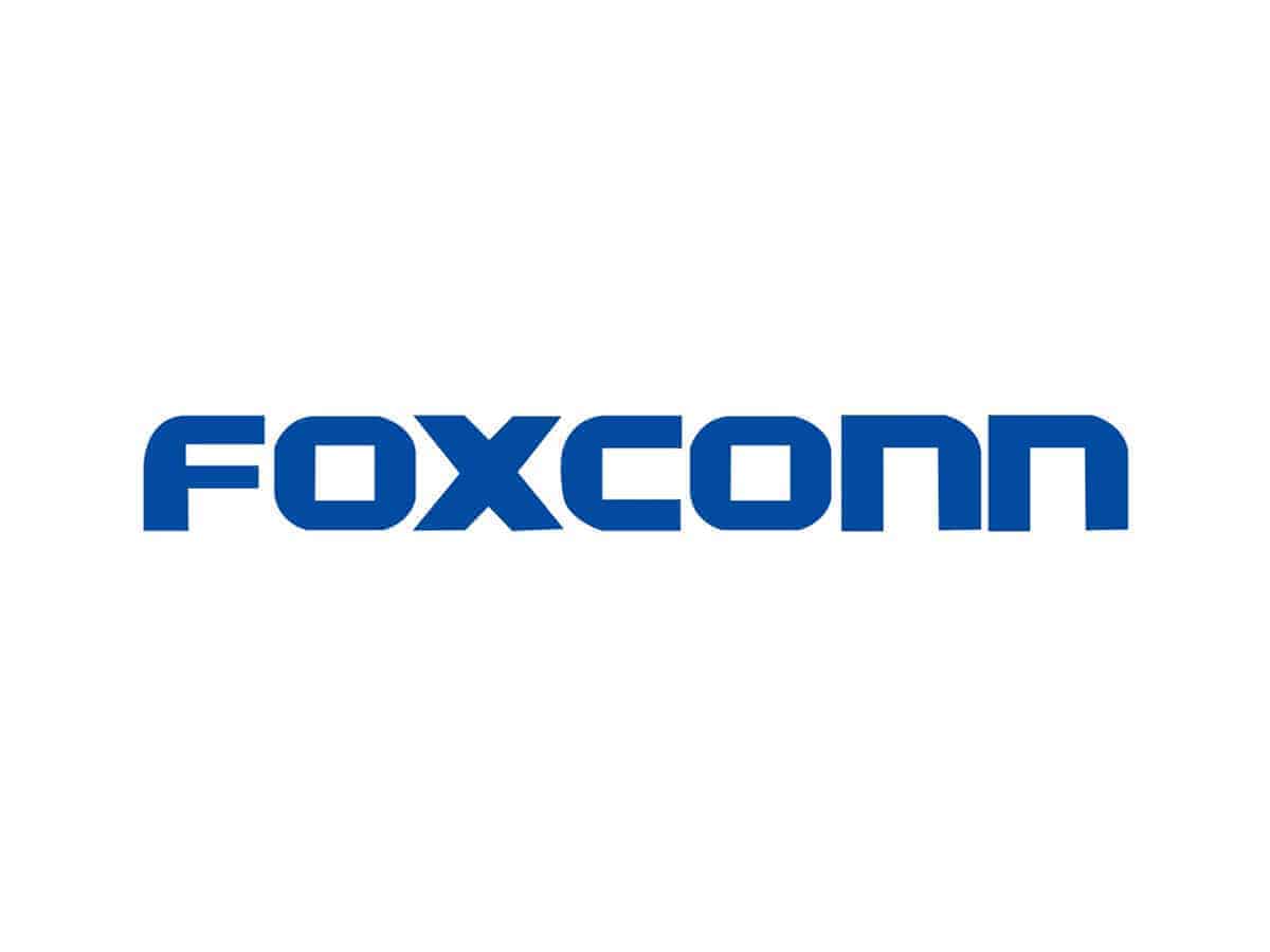 Apple supplier Foxconn logs strong growth, says cautiously optimistic on Q4