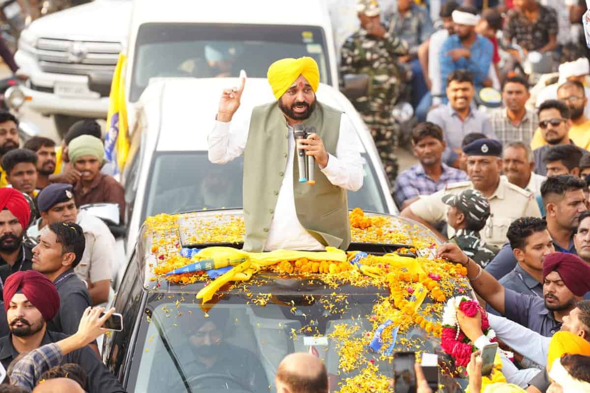 We don't do politics of hate, we build schools, hospitals: Bhagwant Mann in Adampur