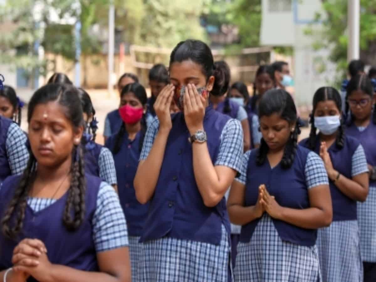 Opposition parties protest move to introduce CBSE syllabus in Puducherry schools
