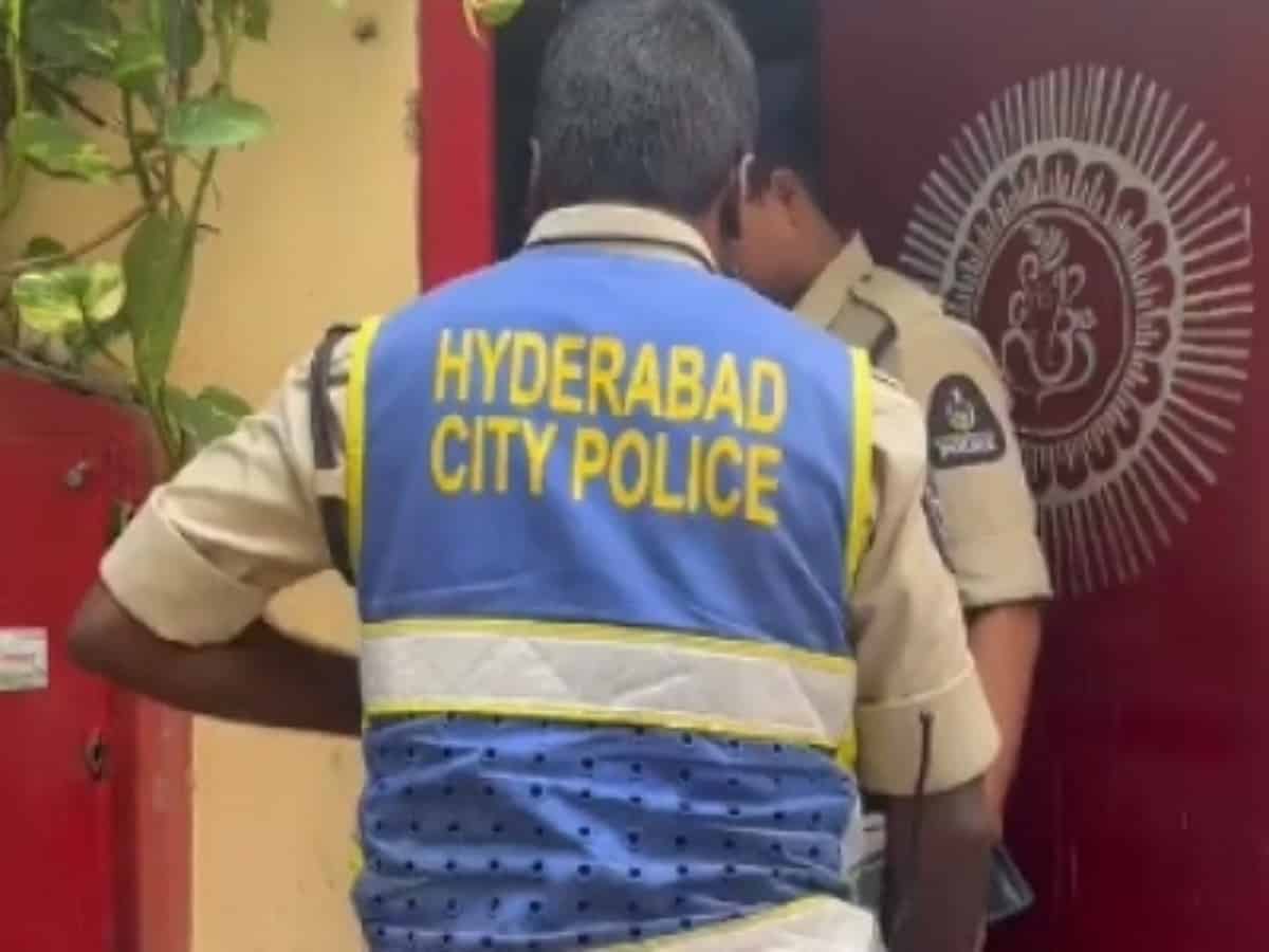 Hyderabad: YSR’s former aide, three cops booked for harassing man