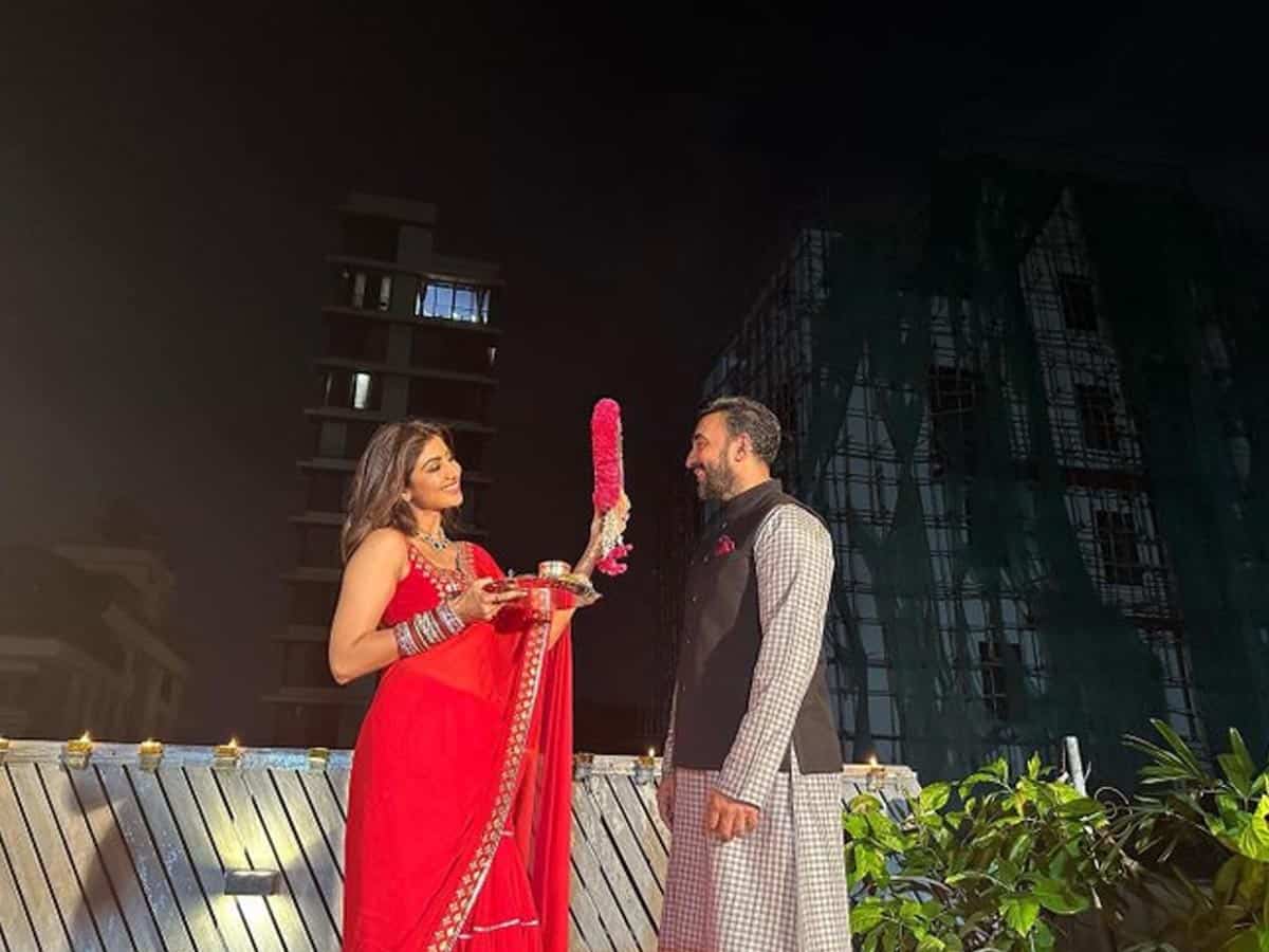 Here's how Raveena Tandon, Neelam Kothari Soni, Shilpa Shetty celebrated Karwa Chauth