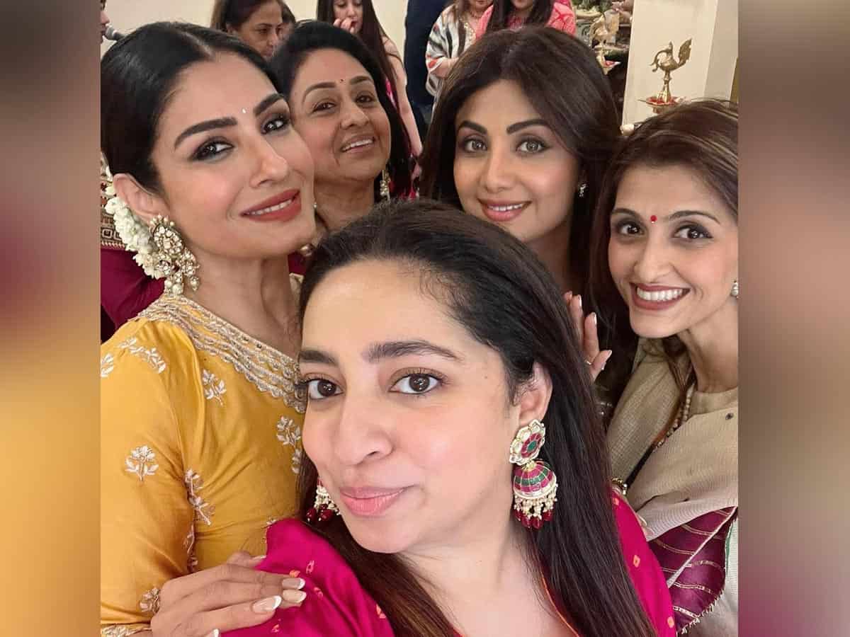 Raveena Tandon, Shilpa Shetty celebrate Karwa Chauth together, see pics