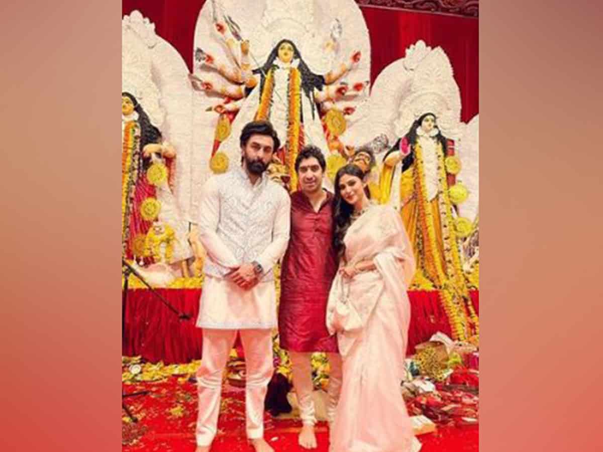 Brahmastra team Ranbir, Ayan, attend Durga Puja in Mumbai, see pics