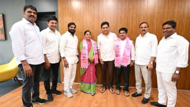 Telangana: Nalgonda Congress leader Palle Ravi joins TRS