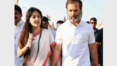 BJP leader mocks Rahul Gandhi for holding actor Poonam Kaur's hands