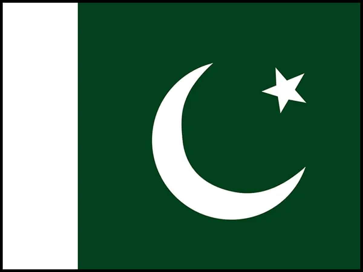 Pakistan: Dozens of desecrated bodies found on hospital's roof in Multan
