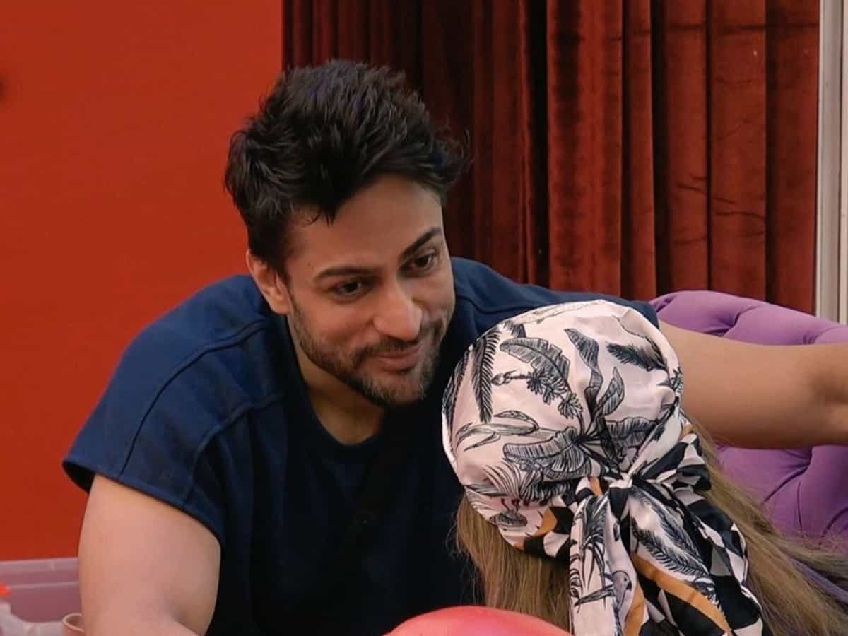 Bigg Boss 16: Meet new couple of the season