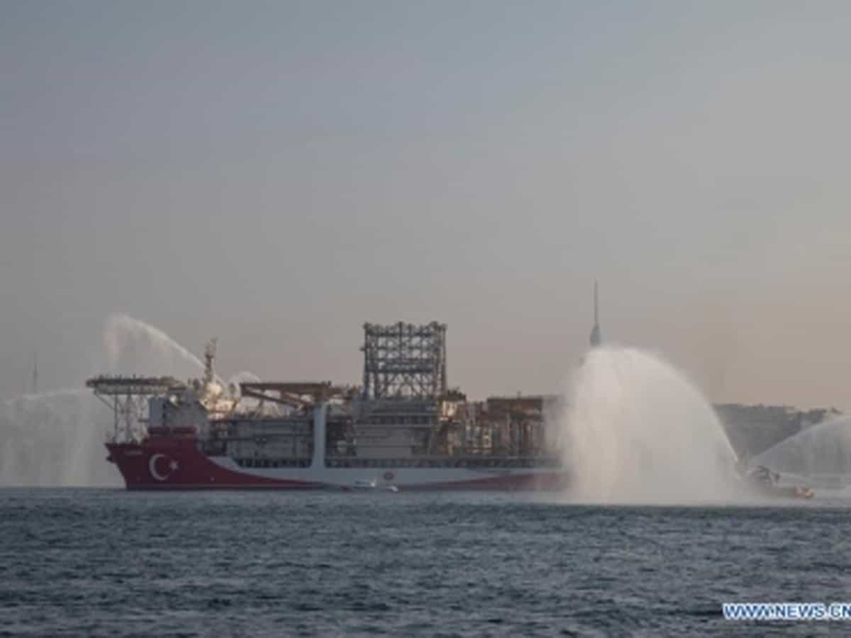 Turkish teams defuse another mine in Black Sea